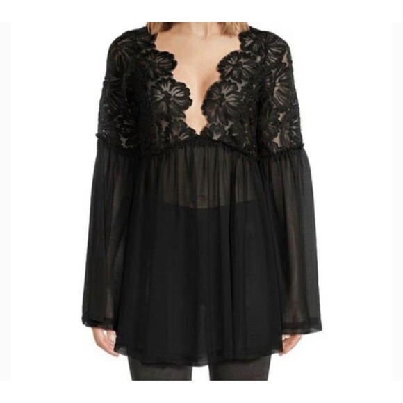 $168 Free People Magdalene Sweetheart Neck Long Sleeves Crochet Tunic Boho NWT M - Picture 1 of 7